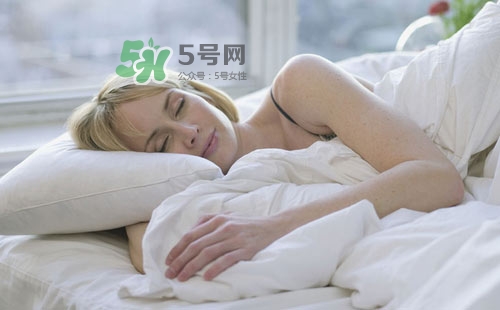 三伏天能曬被子嗎？三伏天曬被子好嗎？