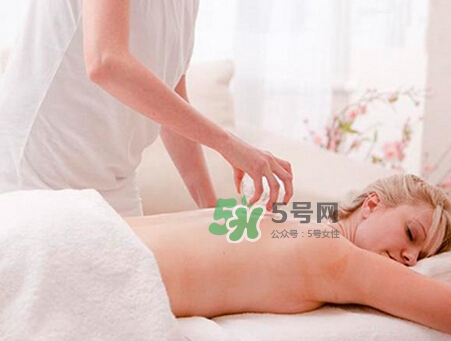 三伏天拔罐后多久可以洗澡？三伏天拔罐后注意事項(xiàng)