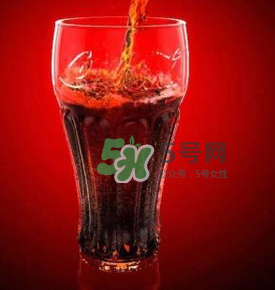 碳酸飲料放冰箱冷凍爆炸 碳酸飲料能放冷凍層嗎？