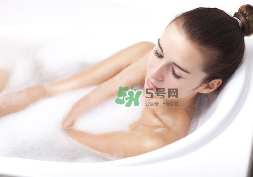 三伏天可以天天泡腳嗎？三伏天可以天天泡澡嗎？