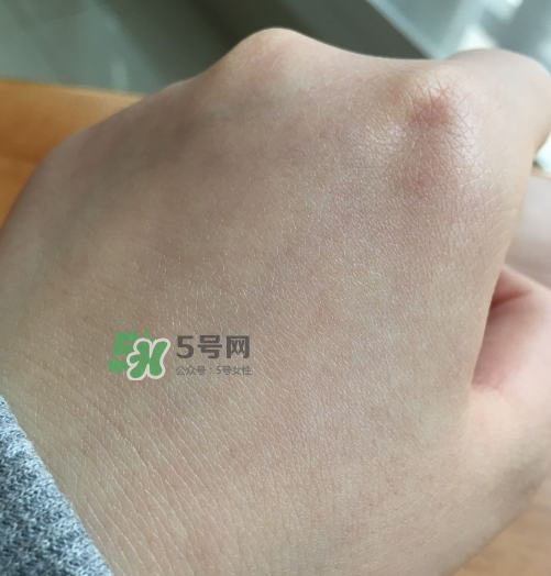 理膚泉晚安蜜怎么樣？理膚泉夜間修護(hù)乳好用嗎？