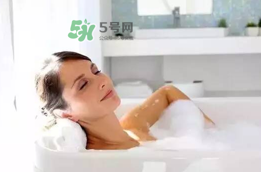 三伏天艾灸后能洗澡嗎？三伏天艾灸后注意事項