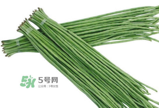 豇豆是什么樣的？豇豆是長豆角嗎？