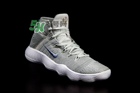 nike react hyperdunk 2017腳感怎么樣？hyperdunk 2017實(shí)戰(zhàn)測(cè)評(píng)