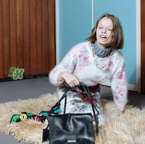 prada etiquette手袋尺寸多大？prada etiquette尺寸有幾種？