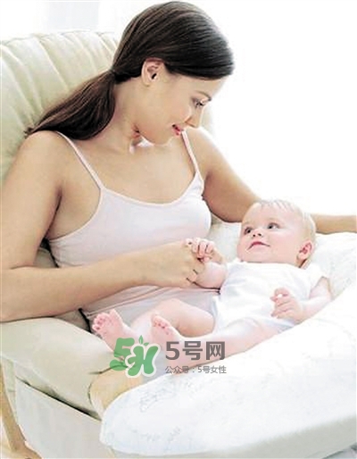 坐月子吃素應(yīng)該吃什么？吃素坐月子怎么坐？
