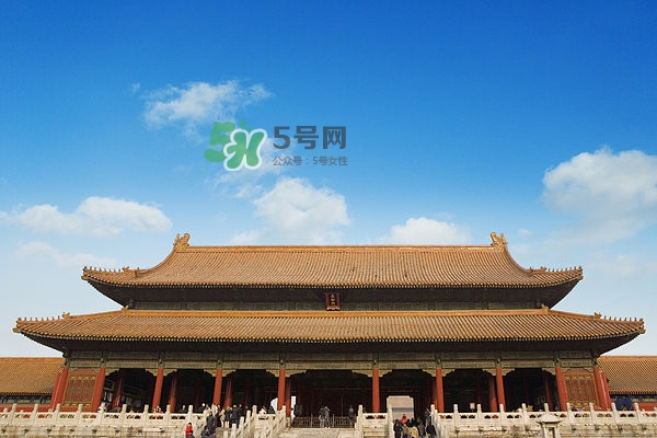 9月份穿什么鞋？九月份可以穿涼鞋嗎？