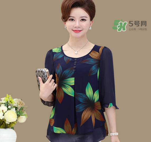 閏六月為什么要給媽媽買衣服？閏六月給媽媽買什么？