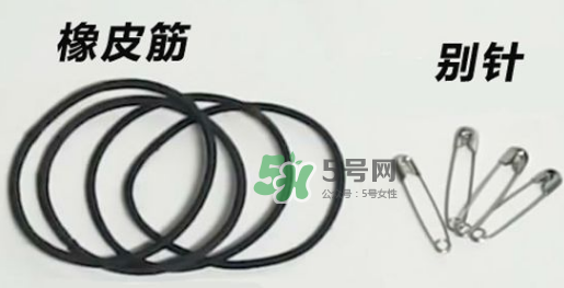 一字領(lǐng)怎么穿不會上滑？一字肩衣服老是往上滑怎么辦？