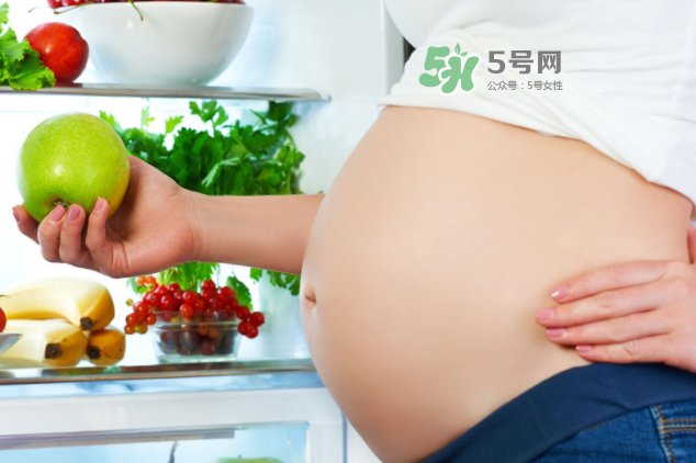 頭胎有妊娠線二胎沒(méi)有是因?yàn)閷殞毿詣e不一樣嗎？