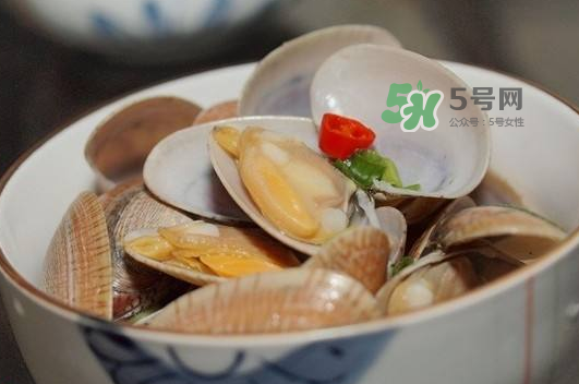 煮花蛤是開水還是冷水？花蛤用冷水還是熱水？