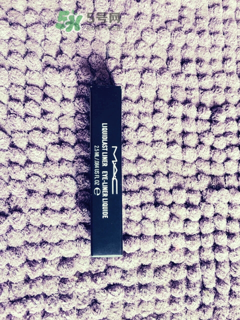 mac眼線液筆怎么用？mac魅可眼線液筆使用方法
