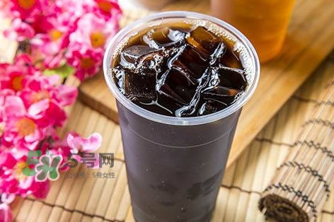 仙草凍是什么？仙草粉怎么煮成仙草凍