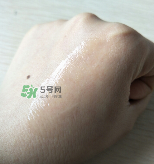溫碧泉明星復(fù)合水精華多少錢？溫碧泉明星復(fù)合水精華價格