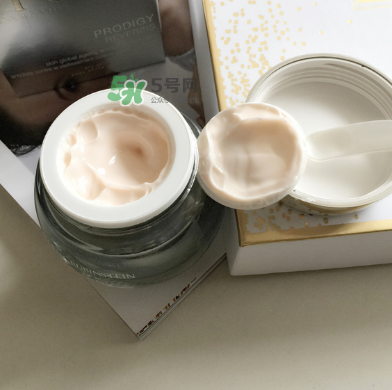赫蓮娜至美溯顏菁華霜好用嗎？赫蓮娜至美溯顏菁華霜怎么樣？