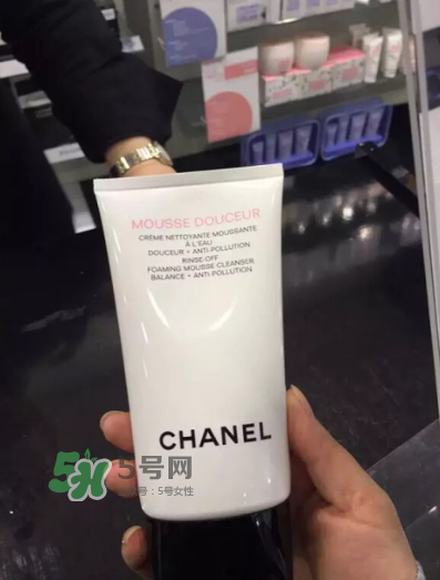 香奈兒山茶花洗面奶好用嗎？香奈兒山茶花洗面奶怎么樣？