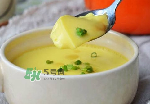 蒸雞蛋是冷水上鍋蒸嗎？蒸雞蛋是用冷水還是熱水？