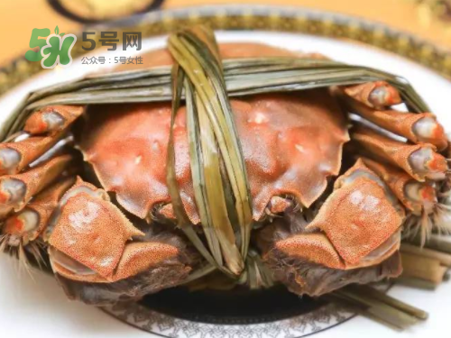 大閘蟹可以帶上飛機(jī)嗎？坐飛機(jī)可以帶大閘蟹嗎？
