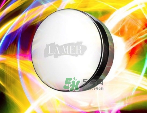 海藍(lán)之謎唇霜怎么用？海藍(lán)之謎修護(hù)唇霜使用方法