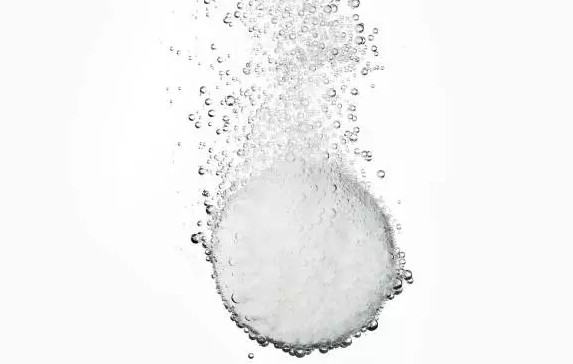 蘇打水是碳酸飲料嗎？蘇打水和碳酸飲料的區(qū)別
