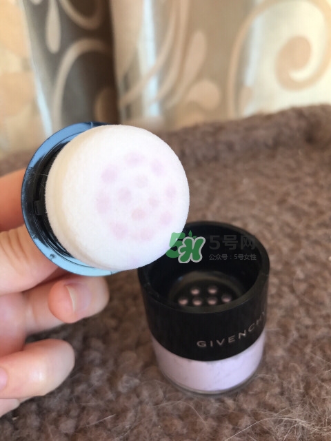紀(jì)梵希蘑菇散粉色號怎么選？紀(jì)梵希蘑菇散粉色號試色
