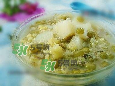 荸薺可以生吃嗎？女人吃荸薺有什么好處？