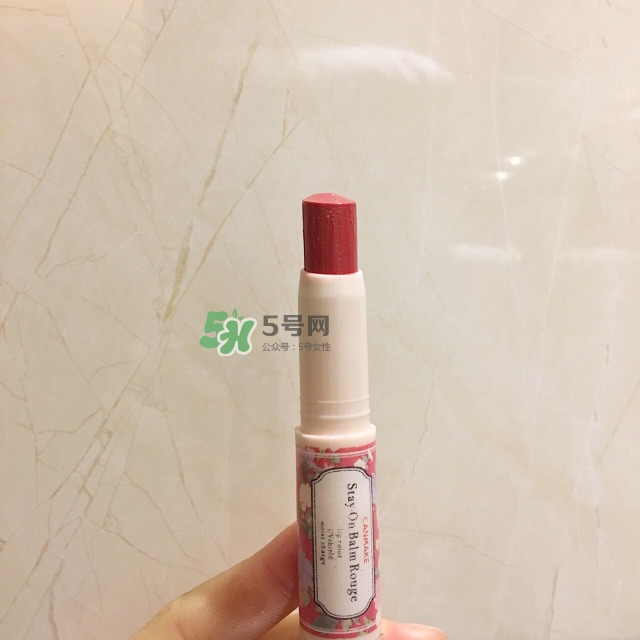 保濕口紅哪個牌子好？什么牌子的口紅保濕效果好