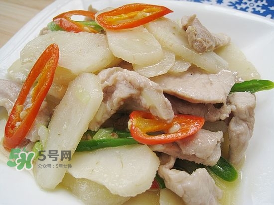 荸薺怎么煮好吃又有營養(yǎng)？荸薺怎么清洗干凈？