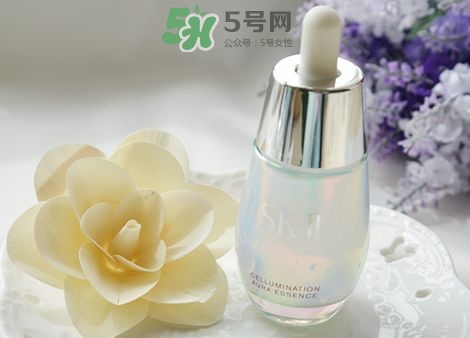 sk2小紅瓶和小燈泡精華哪個好？sk2小燈泡和小銀瓶精華區(qū)別