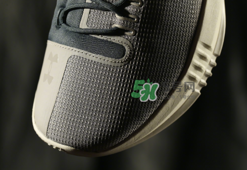under armour drive 4怎么樣？ua安德瑪drive 4測評