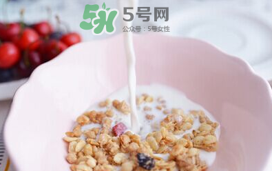 卡樂比梅果牛奶系列麥片好吃嗎？卡樂比梅果牛奶系列價(jià)格