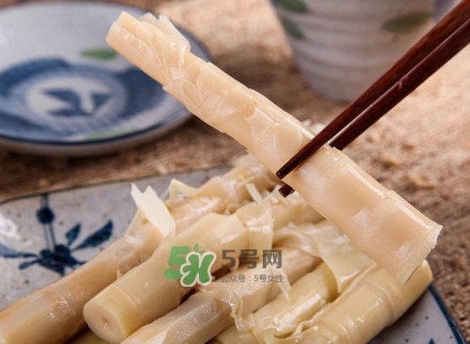 苦筍可以和排骨一起煮嗎？排骨能和苦筍一起吃嗎