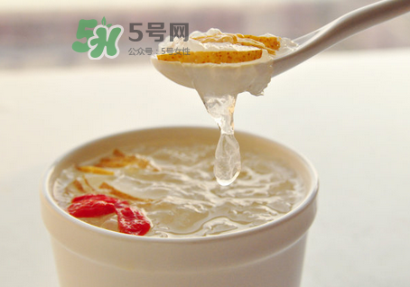燕窩可以和桃膠一起燉嗎？燕窩燉桃膠的做法大全