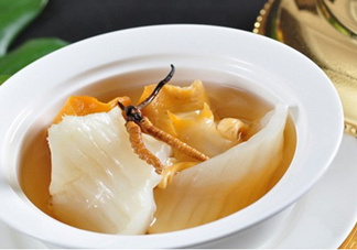 產(chǎn)后吃燕窩好還是花膠？花膠和燕窩可以一起吃嗎？