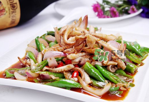 八爪魚不能和什么一起吃？八爪魚什么人不能吃？