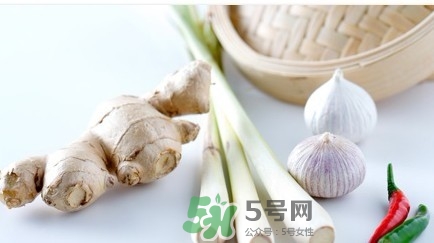 男人吃蔥壯陽(yáng)嗎？男人吃蔥有什么好處？