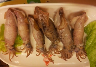 魷魚仔怎么清洗圖解？小魷魚怎么清洗？