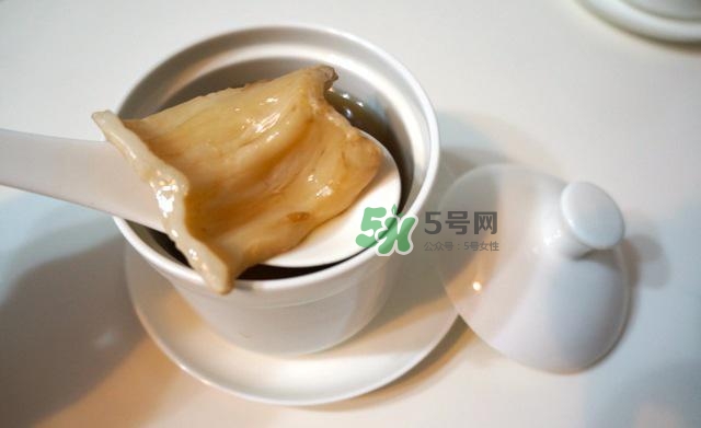產(chǎn)后吃燕窩好還是花膠？花膠和燕窩可以一起吃嗎？