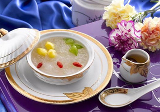 產(chǎn)后吃燕窩有什么好處？產(chǎn)后多久可以吃燕窩？