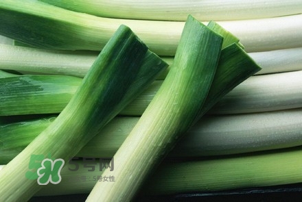 男人吃蔥壯陽(yáng)嗎？男人吃蔥有什么好處？