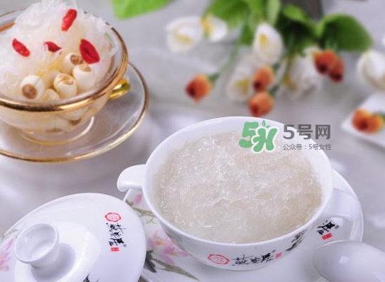 燕窩和銀耳可以一起燉嗎？燕窩和銀耳的口感區(qū)別