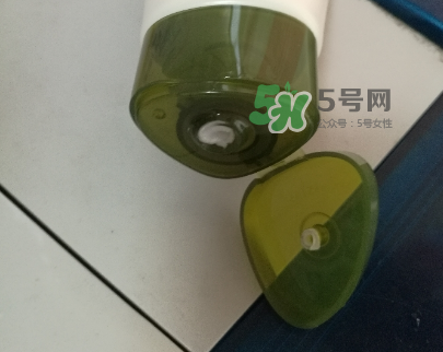 一葉子補(bǔ)水潔面乳怎么樣？一葉子補(bǔ)水洗面奶好用嗎？