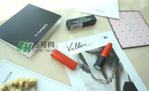 mac魅可立體凝彩唇膏怎么用？魅可立體凝彩唇膏真假辨別