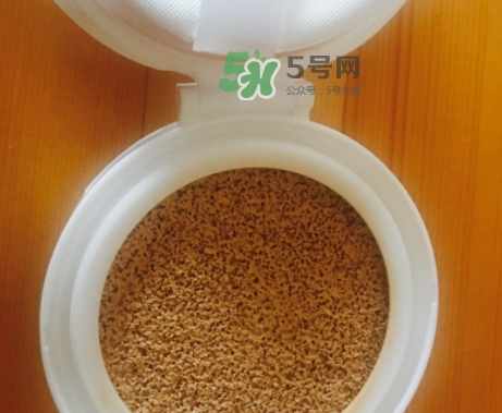 蘭蔻小粉盒氣墊多少錢？蘭蔻小粉盒氣墊專柜價格