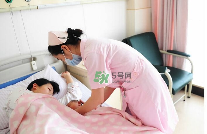 順產(chǎn)時(shí)怎么用力和呼吸？順產(chǎn)時(shí)怎么配合醫(yī)生？