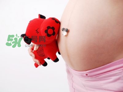 順產(chǎn)前做什么運(yùn)動(dòng)生得快？順產(chǎn)前吃什么有助分娩？