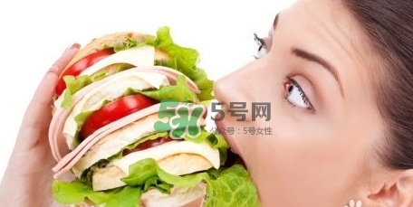 晚上運(yùn)動(dòng)后能吃東西嗎？晚上運(yùn)功后吃什么水果好？