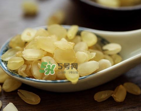 皂角米是什么味道？皂角米是什么顏色