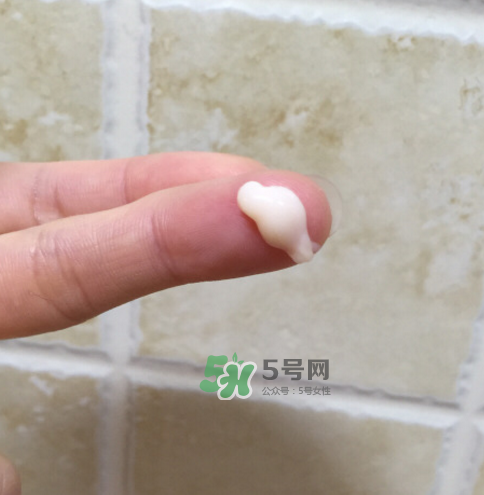 蘭芝致寵凝時(shí)菁煥精華眼霜多少錢？蘭芝致寵凝時(shí)菁煥精華眼霜價(jià)格