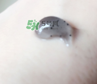 韓后茶蕊亮滑去角質(zhì)素怎么樣？韓后茶蕊亮滑去角質(zhì)素功效